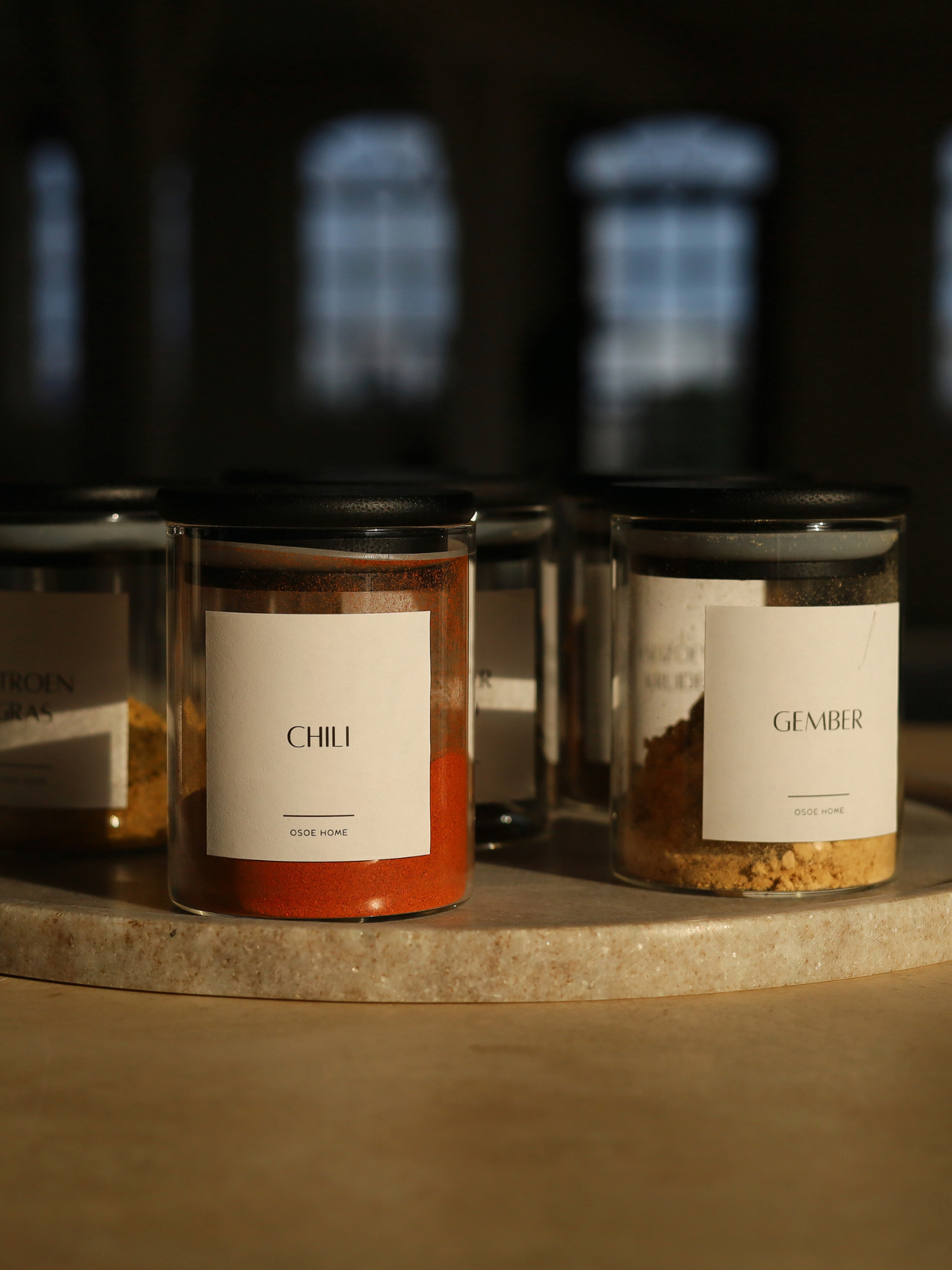 Kruidenpotjes met strooideksel. Kruidenpotjes vierkant rond. Kruidenrek. Kruidenpotjes glas. Deksel hout bamboe acacia. Kruidenpotjes met stickers labels etiketten. Kruidenpotje glazen. Kruiden bewaren. Kruiden organizer. Kruiden organizer lade. Kruiden organiseren. Kruiden organizer uitschuifbaar. Set. Schroefdeksel. Kruidenpotje zwart. Luchtdicht. Keuken organiseren. Kruidenpotje Temu. Spice jar. Spice jars with labels. Bamboo spice jar. Spice jar wood. Pot à herbes. Kräuterglas. Home organizing.