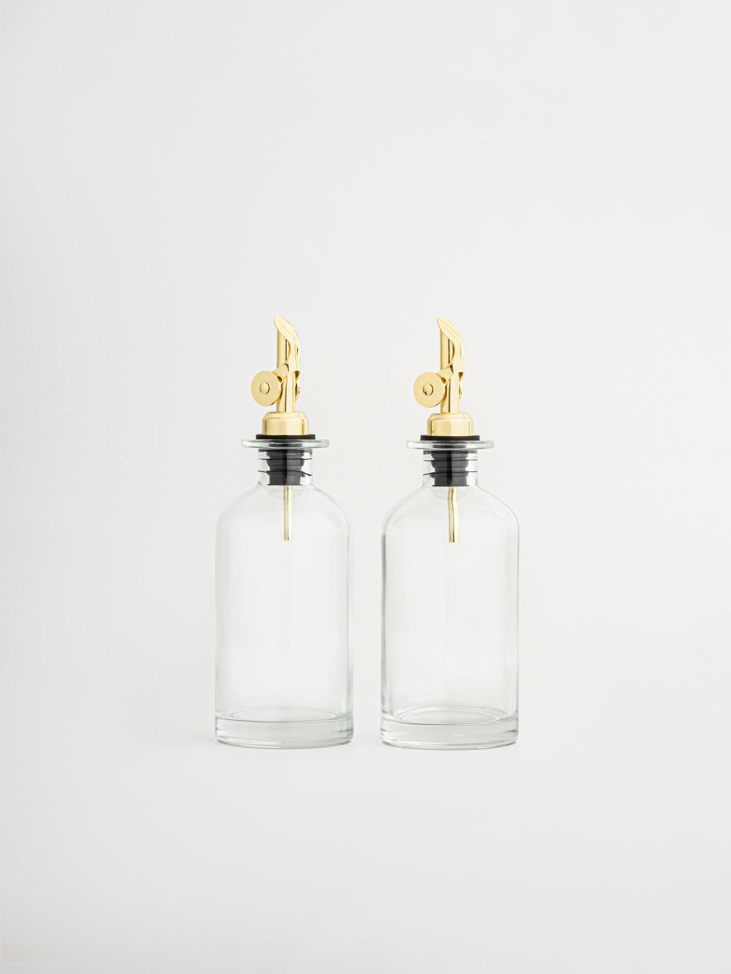 distributeur d’huile bouchon doré, verseur de vinaigre doré, bouteille verre huile vinaigre, bec verseur or, flacon doré cuisine, accessoire de cuisine doré, bouteille d’huile élégante, distributeur hermétique doré, bouteille de cuisine chic, verseur anti-goutte doré, flacon huile et vinaigre doré, rangement cuisine en verre, distributeur luxe or, bouteille en verre bouchon or