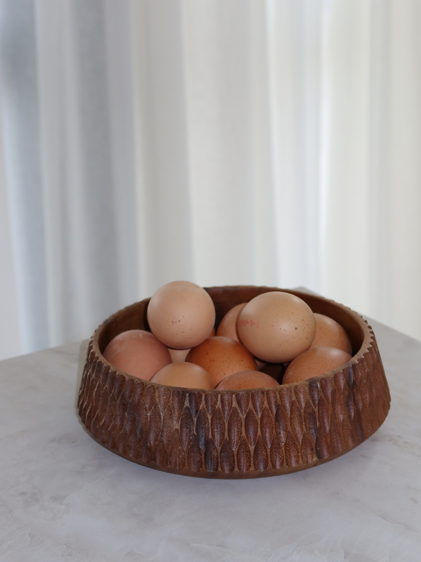 Houten acai bowl. Houten schaal. Houten opbergers voor keuken of badkamer. Voorraadpot en kruidenpotje hout. Organizer en ladeverdeler. Houten schaal of fruitschaal. Kleine houten lepel. Licht of donker hout. Açai bowl wood. Wood organizers for kitchen or bathroom. Glass jar with wooden lid. Wooden spice jar. Drawer divider and organizer. Wooden bowl or fruit bowl. Small wooden spoon. Bamboo spoon. Light or dark wood. Holzaufbewahrung für Küche oder Bad. Rangement en bois pour cuisine ou salle de bain.
