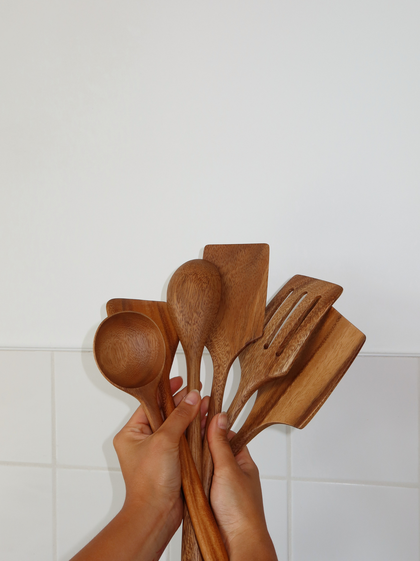 kitchen utensil set 6-piece, Borneo dark brown walnut wood, wooden kitchen utensil set, luxury wooden kitchen utensils, durable kitchen utensil set, walnut wood utensils, dark brown wooden kitchen tools, stylish kitchen utensil set, natural kitchen utensils, wooden kitchen accessories, handcrafted kitchen utensils, Borneo kitchen utensil set, dark brown kitchen tools, quality kitchen utensils, kitchen utensil organizer, home organizing kitchen, houten keukengerei, küchenutensilien set 6-teilig, utensiles
