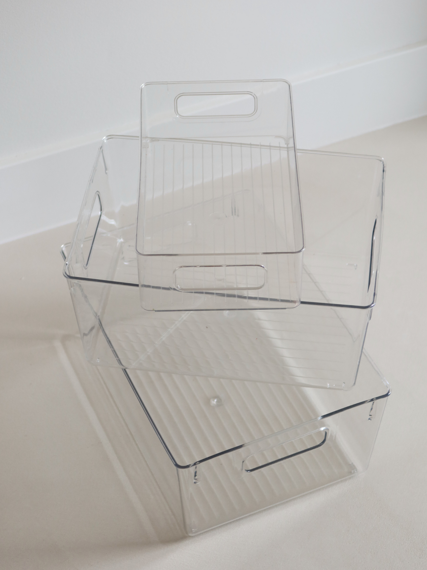 fridge storage bins acrylic, acrylic fridge organizers, transparent storage bins, fridge containers set, fridge storage boxes 3 sizes, fridge organizers acrylic, clear fridge bins, space-saving fridge storage, fridge compartment boxes, acrylic kitchen storage bins, stackable acrylic storage bins, fridge organization clear view, fridge storage in bins, durable fridge organizers, fridge storage bins set, multifunctional acrylic containers, fridge drawer bins acrylic