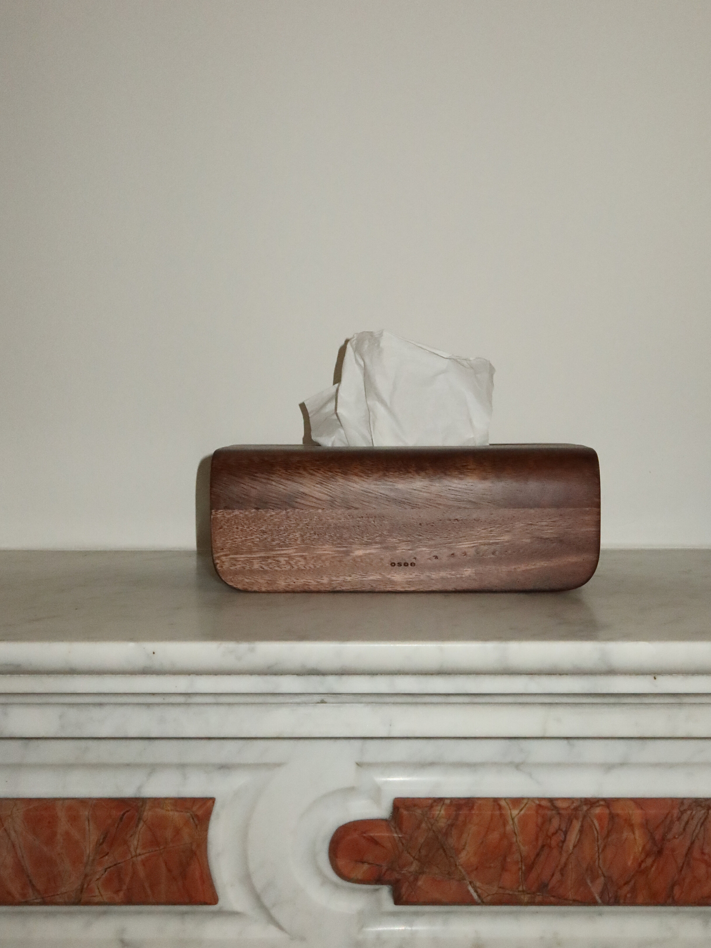 Handmade Borneo wooden tissue box holder crafted from natural, durable wood with a rich dark brown finish. This luxury wooden tissue holder features a minimalist design with a fitted lid, designed to neatly store standard tissue boxes while enhancing a calm and organized interior. A stylish and sustainable wooden tissue box organizer that complements both bathroom and living room spaces, adding warmth, elegance, and a natural look. An elegant Borneo wood accessory. 