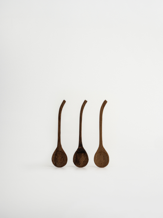 Small natural wooden spice spoon designed for spice jars, seasoning containers, herbs, salt, sugar, and spices. This compact wooden measuring spoon is a practical kitchen accessory for scooping and serving seasonings while keeping your pantry organised. Crafted from durable natural wood, it is an eco-friendly kitchen utensil that fits perfectly inside spice jars and complements modern, farmhouse, Scandinavian, and minimalist kitchen décor. Ideal for home organisation, spice storage, and everyday cooking ess