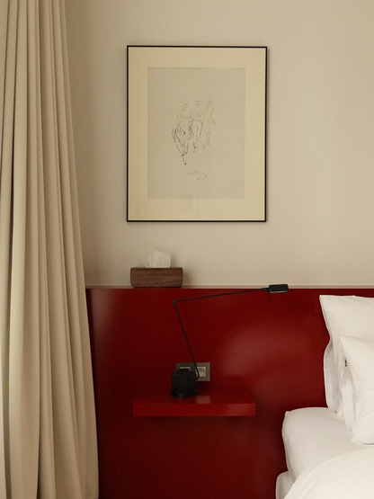 Handgemaakte houten tissuebox van Borneo hout met een warme donkerbruine afwerking. Deze luxe houten tissuehouder heeft een minimalistisch ontwerp met deksel en is ontworpen om tissueboxen netjes en stijlvol op te bergen. Een duurzame en elegante tissue opberger van hout die perfect past in zowel de badkamer als de woonkamer en zorgt voor een rustige, natuurlijke uitstraling. Een stijlvol Borneo hout accessoire dat functionaliteit, vakmanschap en tijdloos design combineert binnen home organizing.