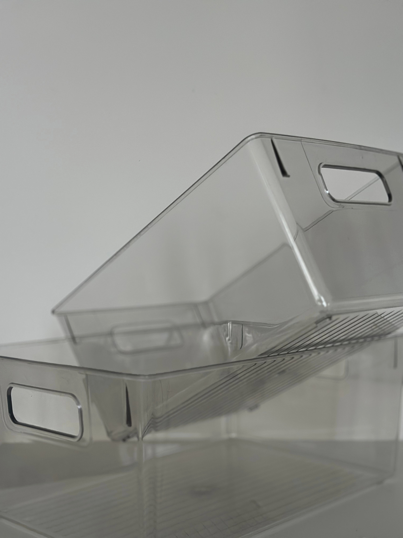 Fridge organizer. Fridge solutions. Fridge basket. Fridge box see through. Fridge plastic boxes. Kitchen organizing solutions. Kitchen organizers. Keuken organizers. Koelkast bak. Koelkast opberger. Koelkast opbergsysteem. Koelkast bakje plastic. Koelkast bak doorzichtig. Koelkast oplossingen. Koelkast systemen. Koelkast orgnizers. Koelkast bakken verschillende maten. Fridge organizers multiple sizes. Koelkast bak IKEA. Fridge basket IKEA. Koelkast bak Blokker, Action, Temu. 