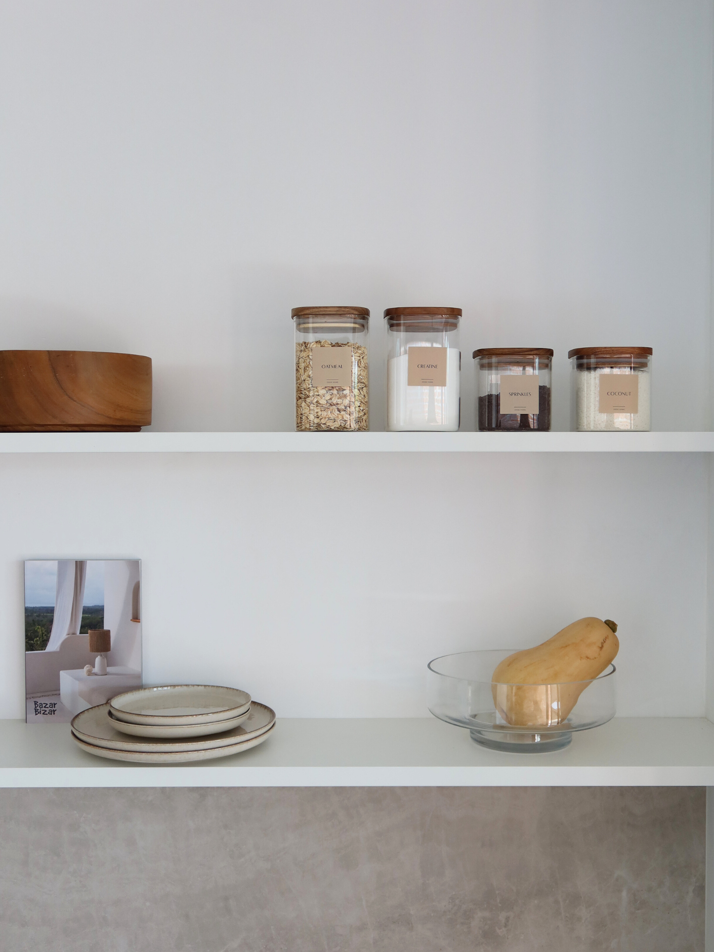 An elegant base for your fruit, Glass Bowl Shin is a spacious, large glass bowl perfect for displaying fruit in a natural and stylish way. Its clear, glass-like appearance highlights everything inside, from juicy apples to colorful citrus, making your presentation stand out. With soft curves and a minimalist design, Shin doubles as a decorative object. Made from clear, durable borosilicate glass, it is strong yet lightweight, adding a fresh and elegant touch to any table or kitchen.