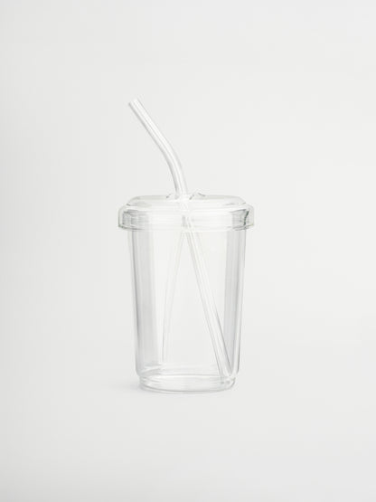 Reusable borosilicate glass cup with matching lid and straw, perfect for enjoying hot or cold drinks like iced coffee, tea, or matcha. This aesthetic glass tumbler combines style and sustainability, made from premium borosilicate glass that’s both lightweight and durable. Ideal for a minimalist home or office setup, it enhances your daily routine while reducing plastic waste. A must-have for aesthetic drinkware lovers who value clean design and eco-conscious living.

