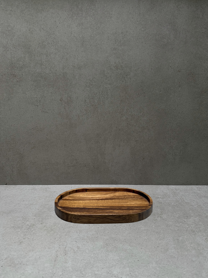 Houten plate dispensers. Houten opbergers voor keuken of badkamer. Voorraadpot en kruidenpotje hout. Organizer en ladeverdeler. Houten schaal of fruitschaal. Kleine houten lepel. Licht of donker hout. Wooden plate dispensers.  Wood organizers for kitchen or bathroom. Glass jar with wooden lid. Wooden spice jar. Drawer divider and organizer. Wooden bowl or fruit bowl. Small wooden spoon. Bamboo spoon. Light or dark wood. Holzaufbewahrung für Küche oder Bad. Rangement en bois pour cuisine ou salle de bain.