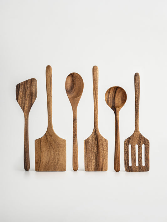 keukengerei set 6, Borneo donkerbruin walnoot hout, houten keukengerei set, luxe houten keukengerei, duurzame keukengerei set, keukengerei walnoot hout, donkerbruin houten keukenhulpen, stijlvolle keukengerei set, natuurlijke keukengerei, keuken accessoires hout, handgemaakte keukengerei, keukengerei set Borneo, keukenhulpen donkerbruin, kwalitatief keukengerei, keukengerei organizer, home organizing keuken