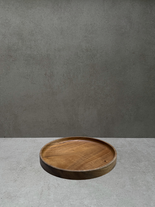 Houten plate dispensers. Houten opbergers voor keuken of badkamer. Voorraadpot en kruidenpotje hout. Organizer en ladeverdeler. Houten schaal of fruitschaal. Kleine houten lepel. Licht of donker hout. Wooden plate dispensers.  Wood organizers for kitchen or bathroom. Glass jar with wooden lid. Wooden spice jar. Drawer divider and organizer. Wooden bowl or fruit bowl. Small wooden spoon. Bamboo spoon. Light or dark wood. Holzaufbewahrung für Küche oder Bad. Rangement en bois pour cuisine ou salle de bain.