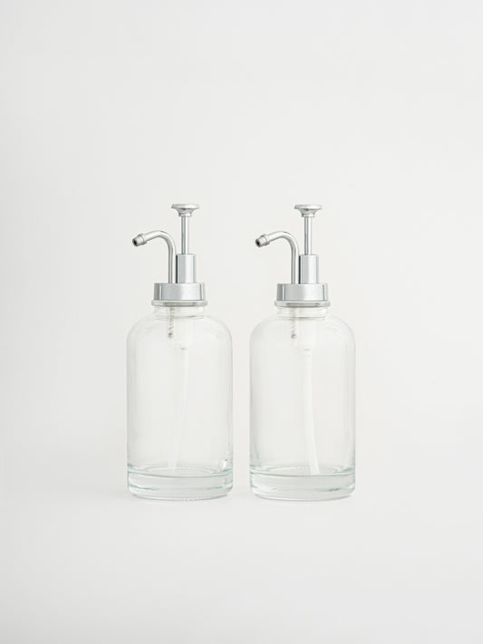 coffee syrup dispensers set, silver syrup pump bottles, coffee bar accessories, dispenser bottles with silver pump, set of 2 syrup dispensers, modern coffee station setup, pump bottles for syrup, stylish coffee bar tools, silver pump coffee bottles, reusable syrup dispensers, elegant kitchen dispenser set, barista syrup pumps, coffee syrup bottles silver top, café-style syrup pumps, kitchen organizer bottles, syrup bottle set silver, countertop coffee accessories, home café essentials, BPA-free pump bottles